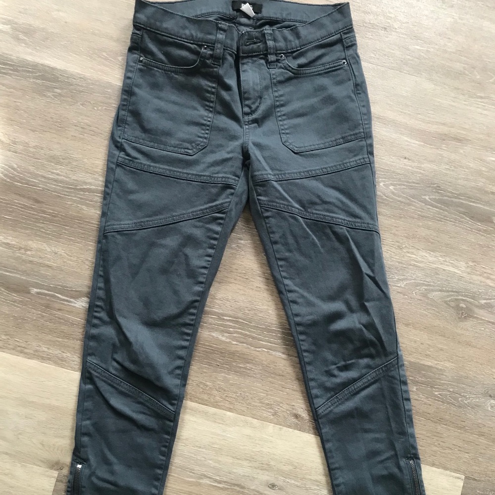 Navy BDG pants size 26